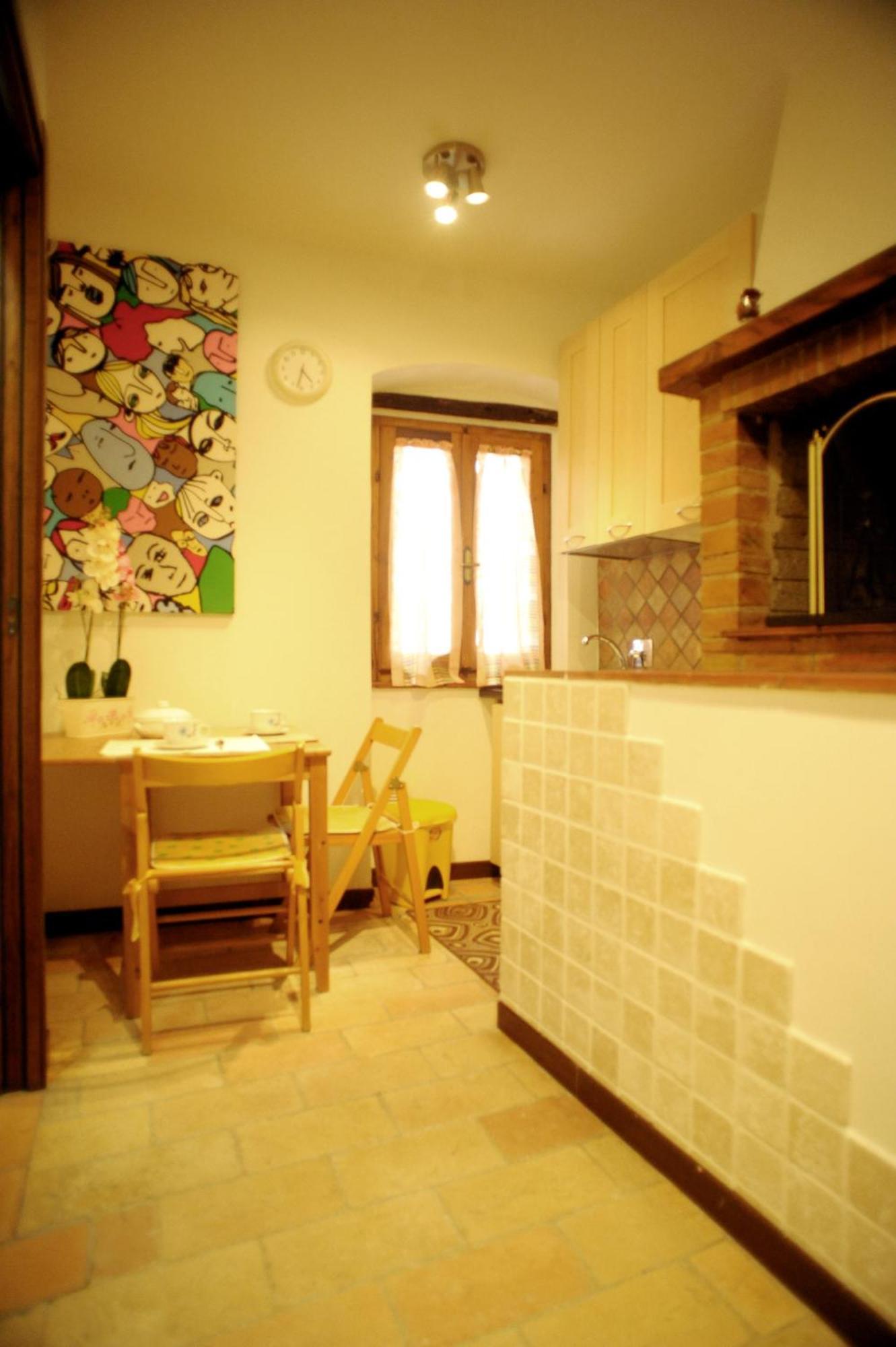 Appartamento Tulipano Rosa Сполето Номер фото